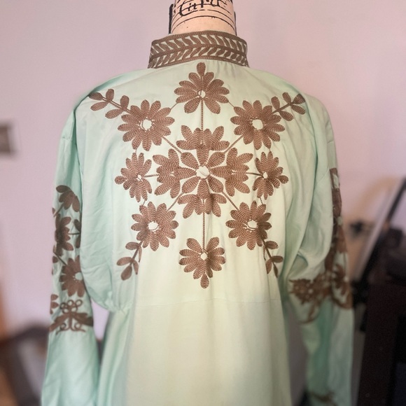 New- Handmade Kaftan from India in Mint Green Floral Embroidered Dress size 3XL - Picture 10 of 15